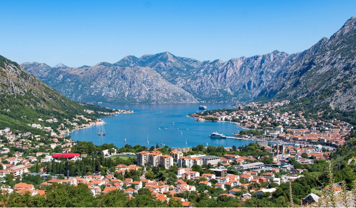 Montenegrói üdülés, Albánia kincseivel fűszerezve 