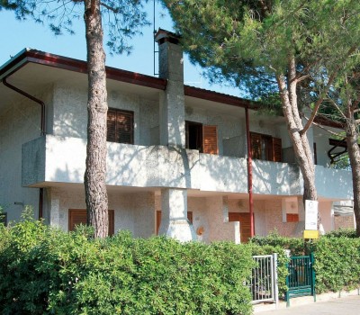 Tiziana Villa (74) Bibione