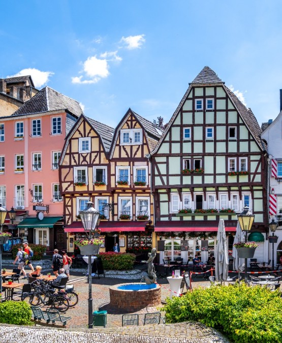 Tornyok, hidak, kőutcák – Prága és Český Krumlov világa